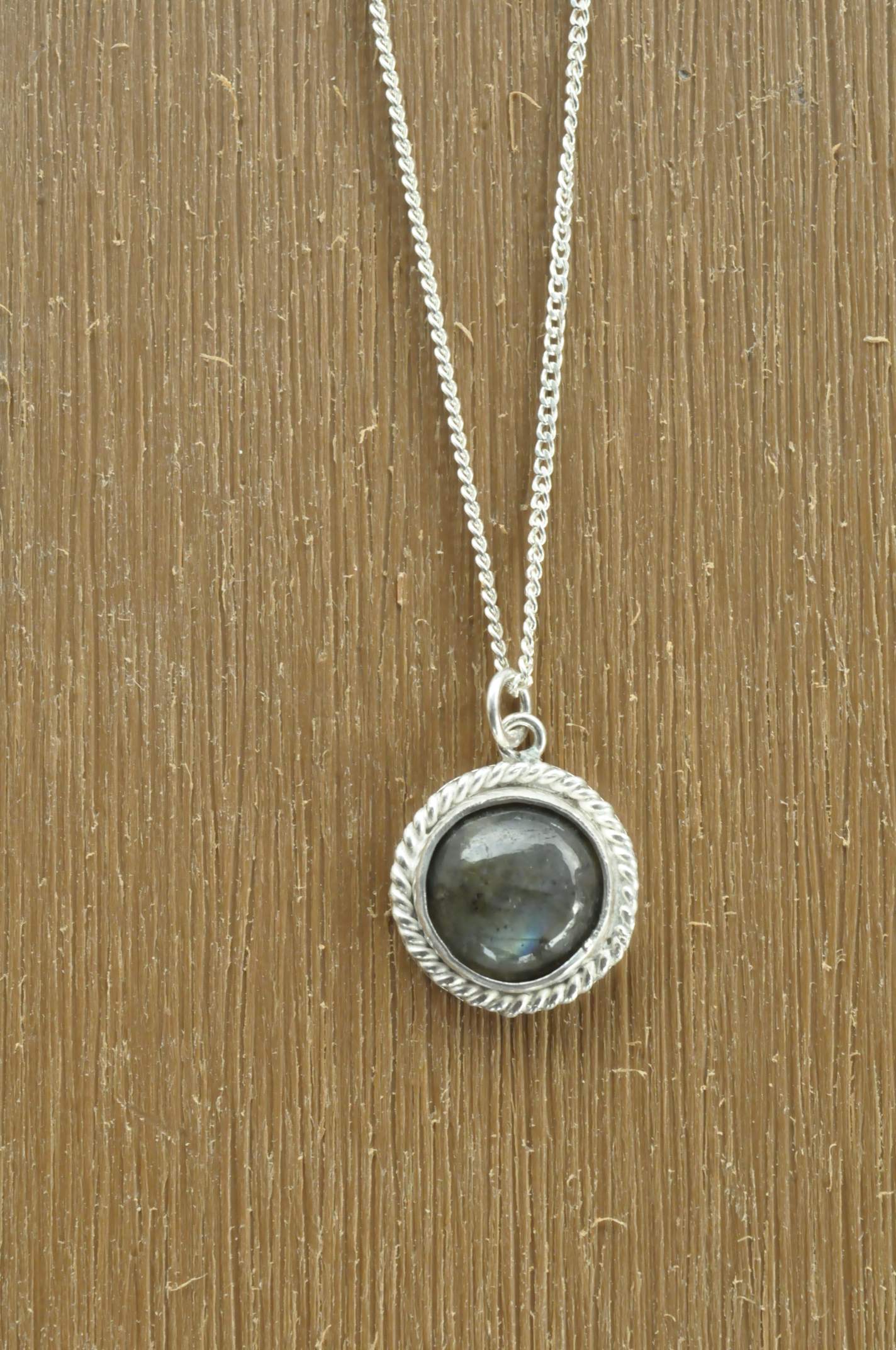 Sterling silver with labradorite cabochon